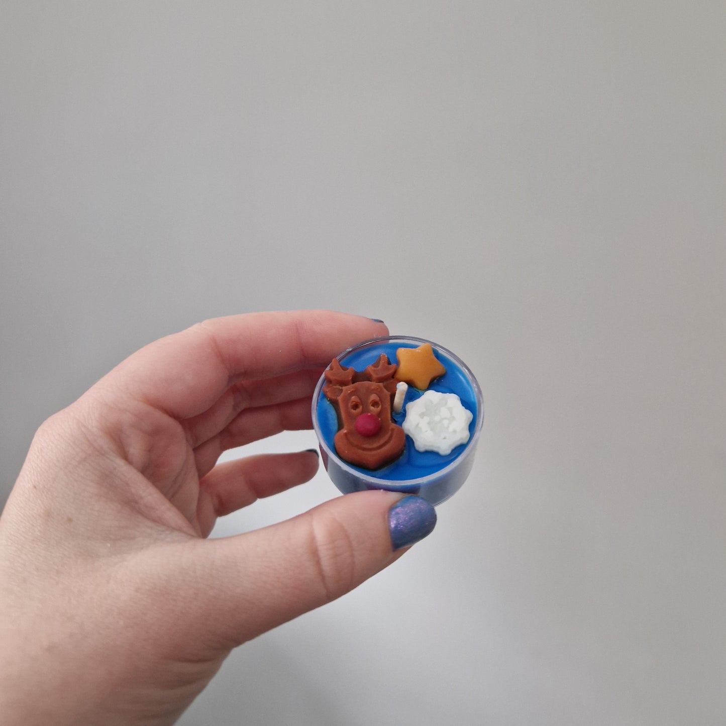 Rudolph tealight candle