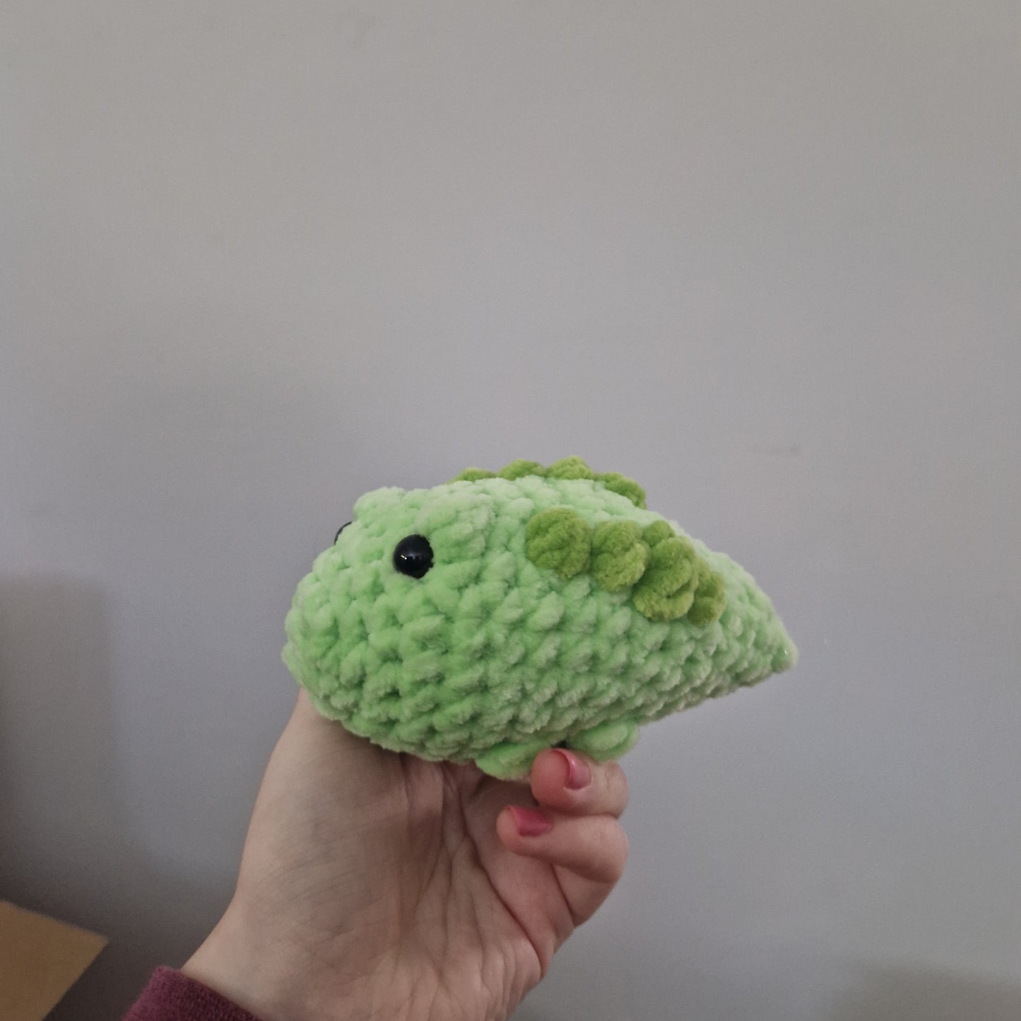 Light green alligator / crocodile crochet plushie