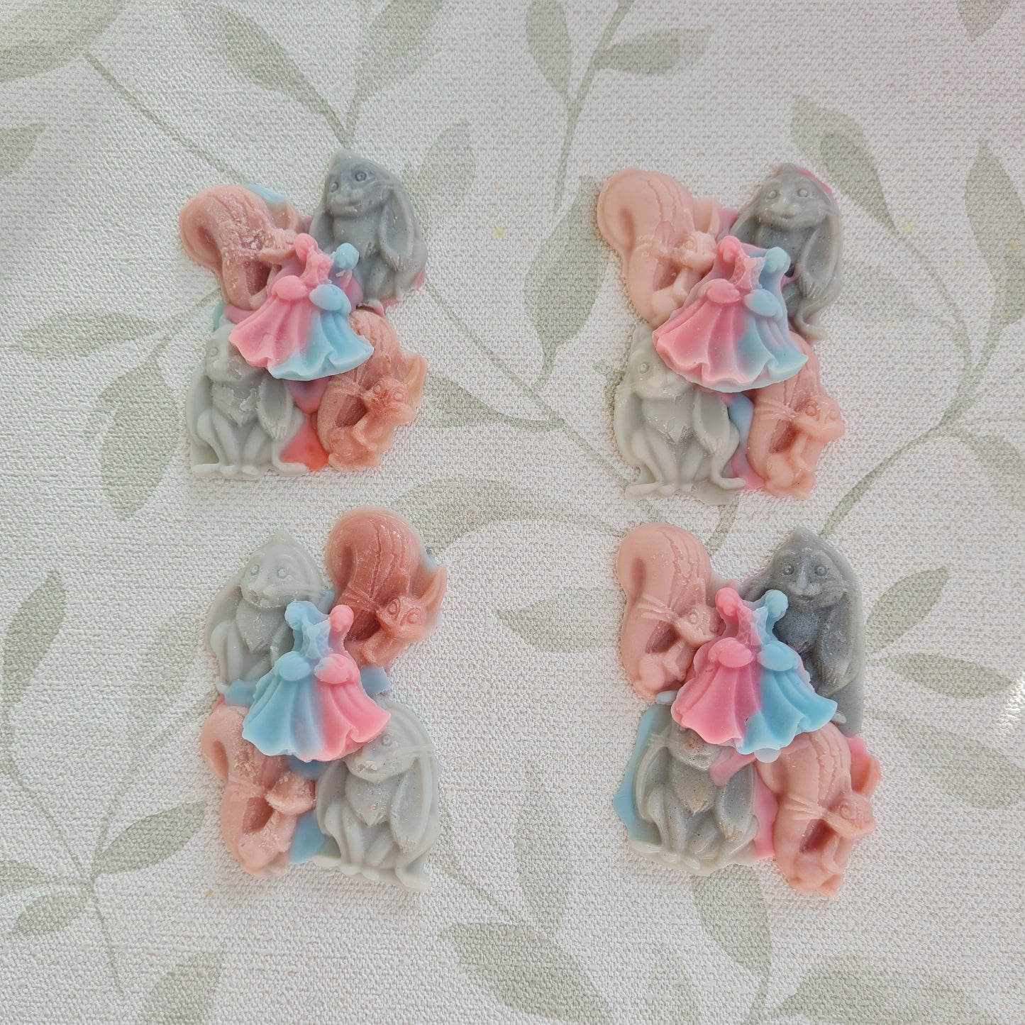 Pink and Blue Woodland soy wax melt