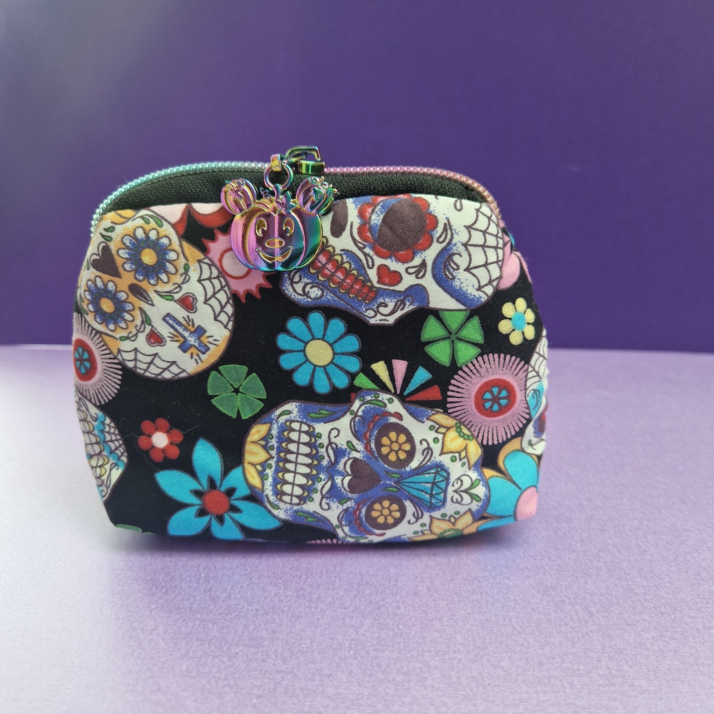 Skull mini triangle shaped pouch cosmetic bag with pumpkin mouse zipper pull