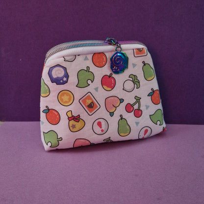 Island Icon mini triangle shaped pouch cosmetic bag zipper pull