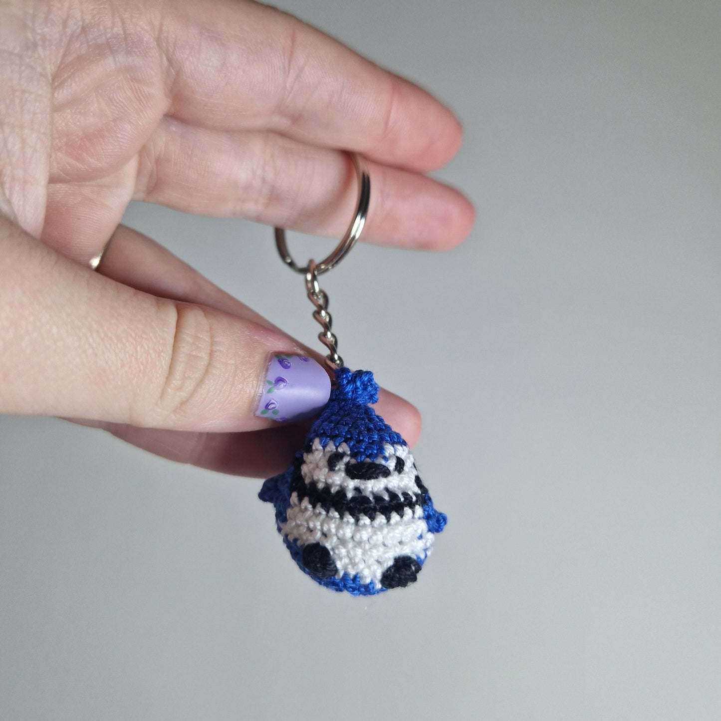 Blue Jay yarn micro crochet keyring