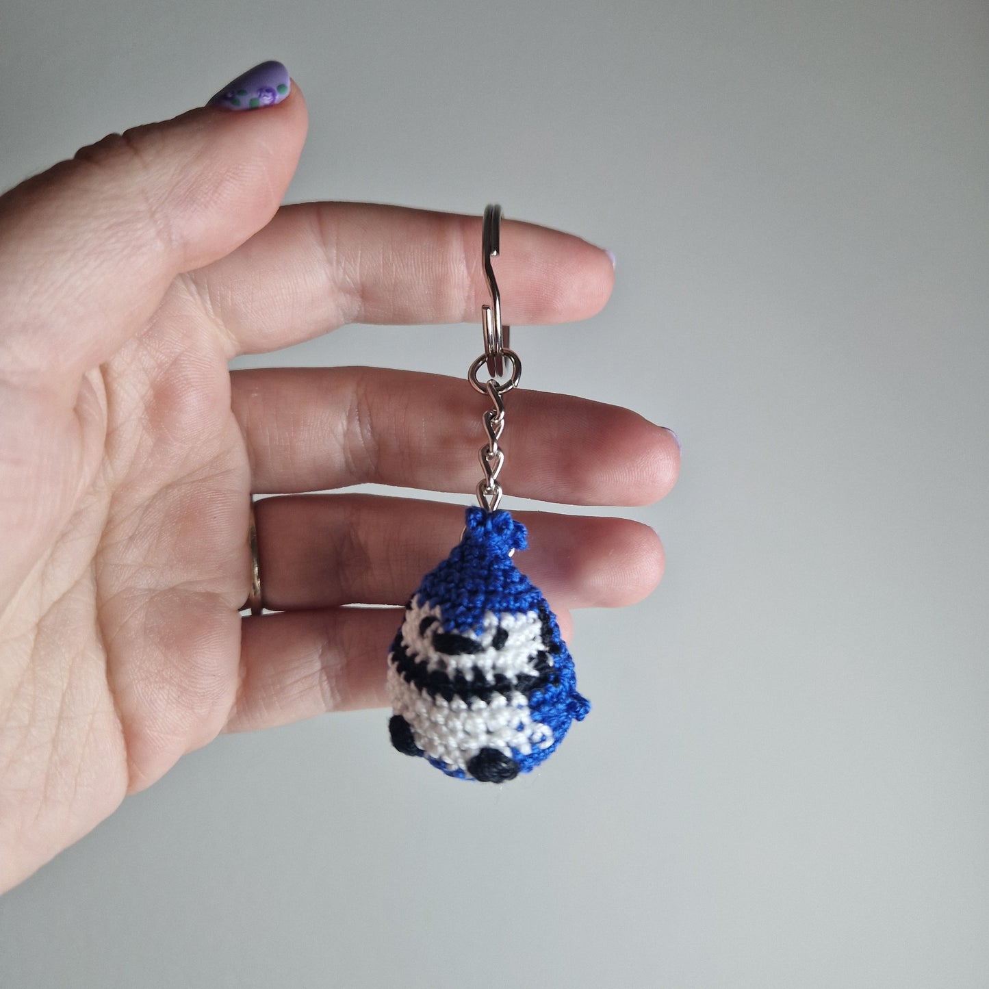 Blue Jay yarn micro crochet keyring