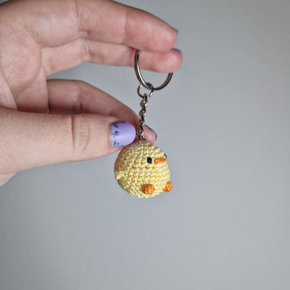 Light yellow Chick lace yarn micro crochet keyring