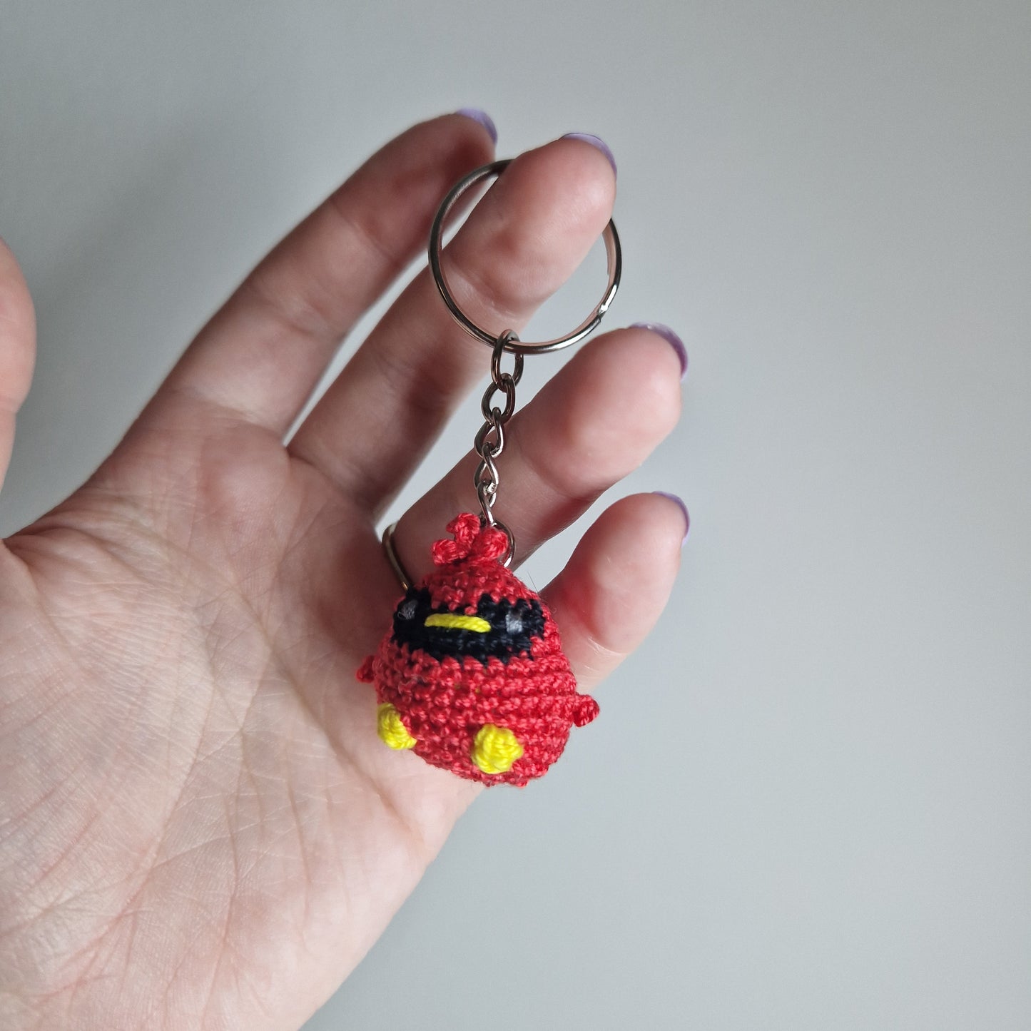 Red Cardinal lace yarn micro crochet keyring