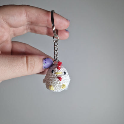 Light yellow lace yarn micro crochet keyring