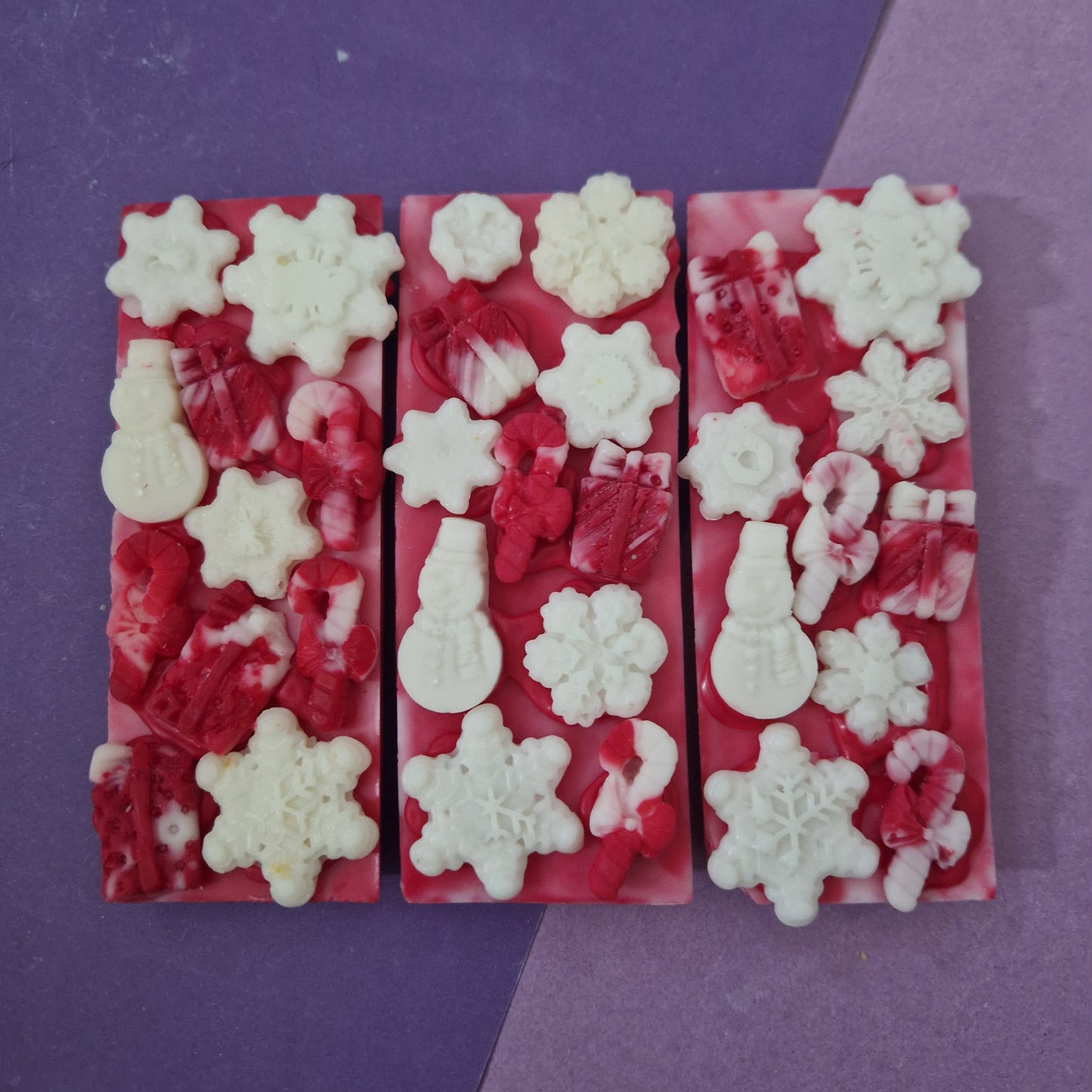 Candy Cane Snowman soy snap bar wax melt