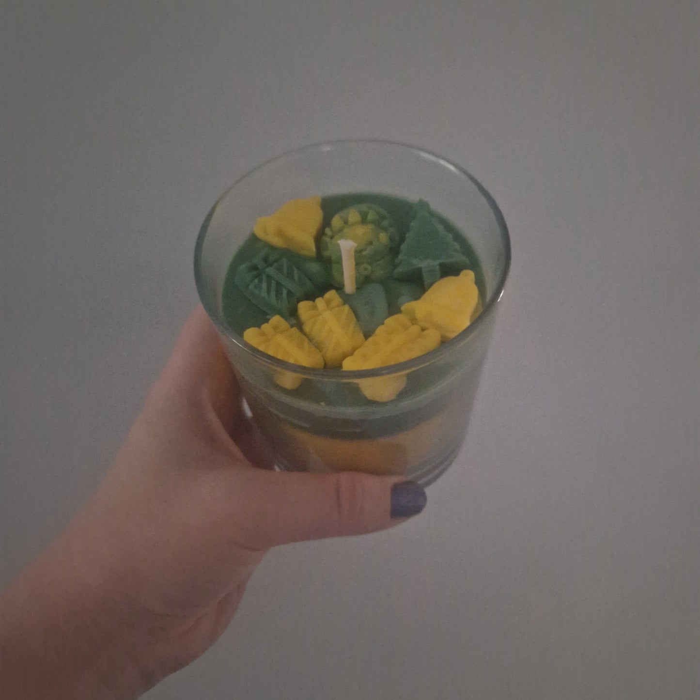 Elf soy 8oz candles