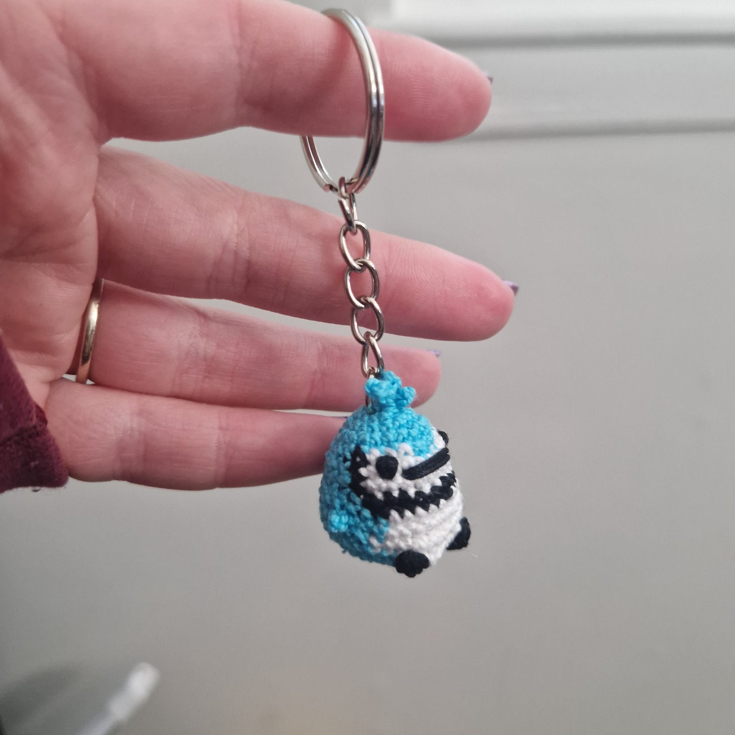 Blue Jay yarn micro crochet keyring