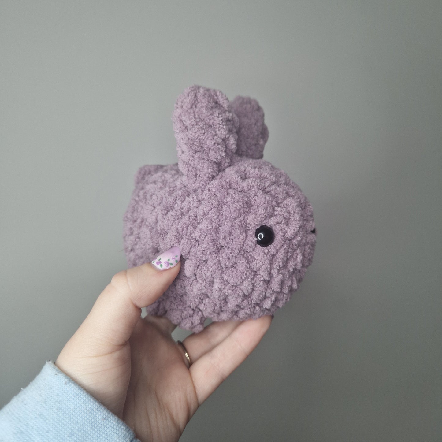Bunny rabbit small crochet plushie