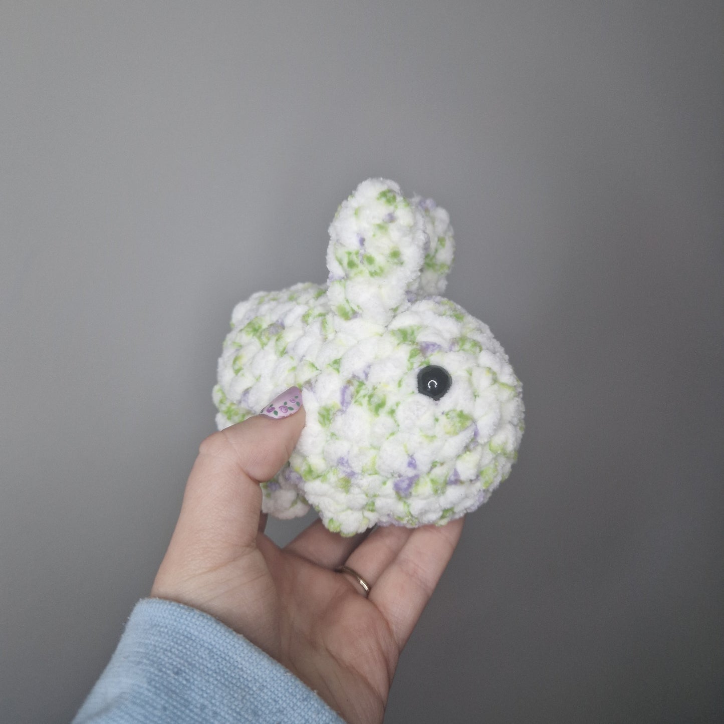 Bunny rabbit small crochet plushie