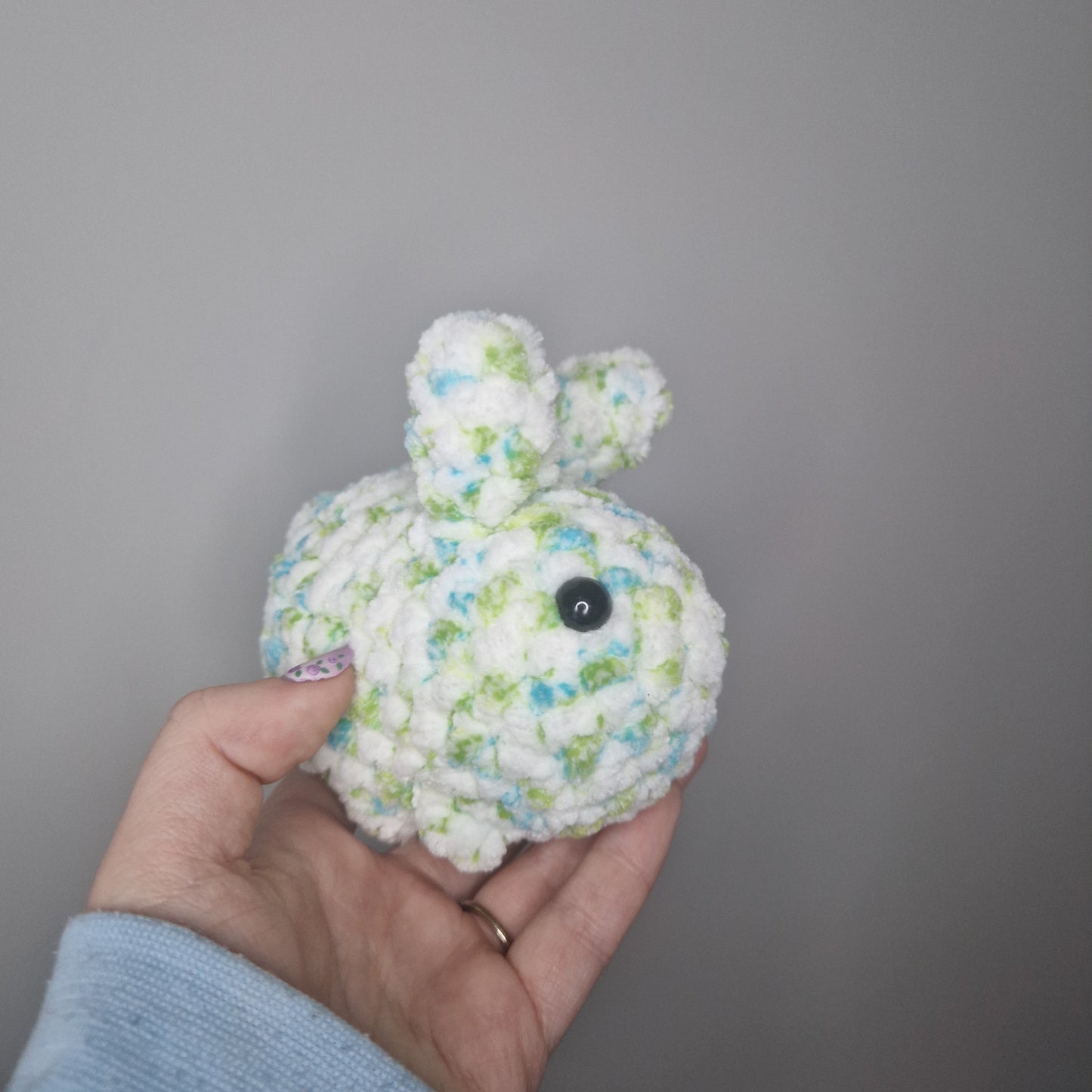 Bunny rabbit small crochet plushie