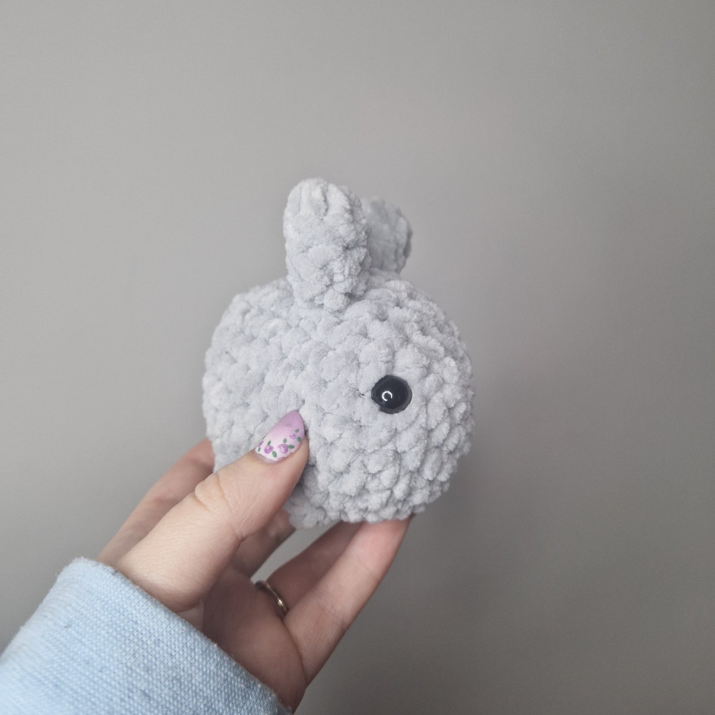 Bunny rabbit small crochet plushie