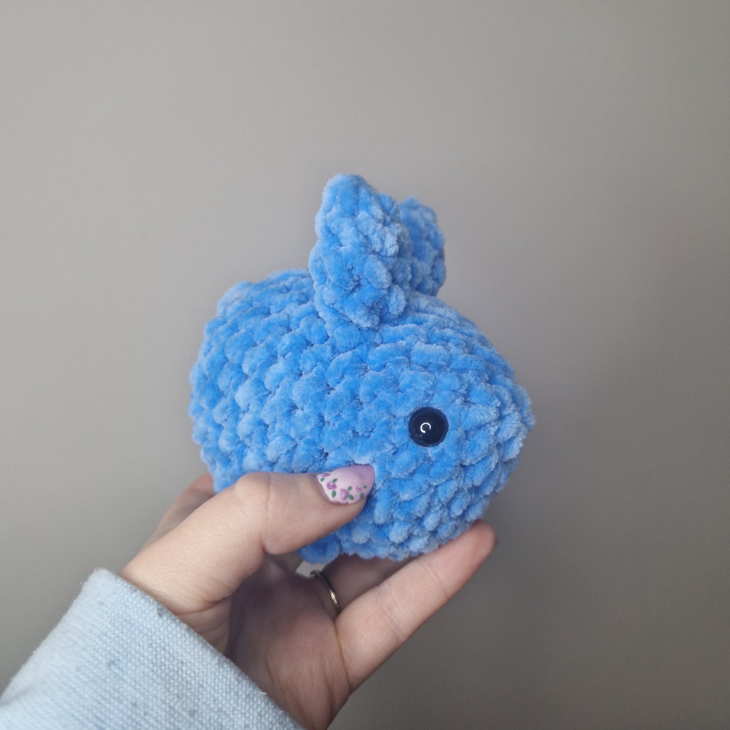 Bunny rabbit small crochet plushie