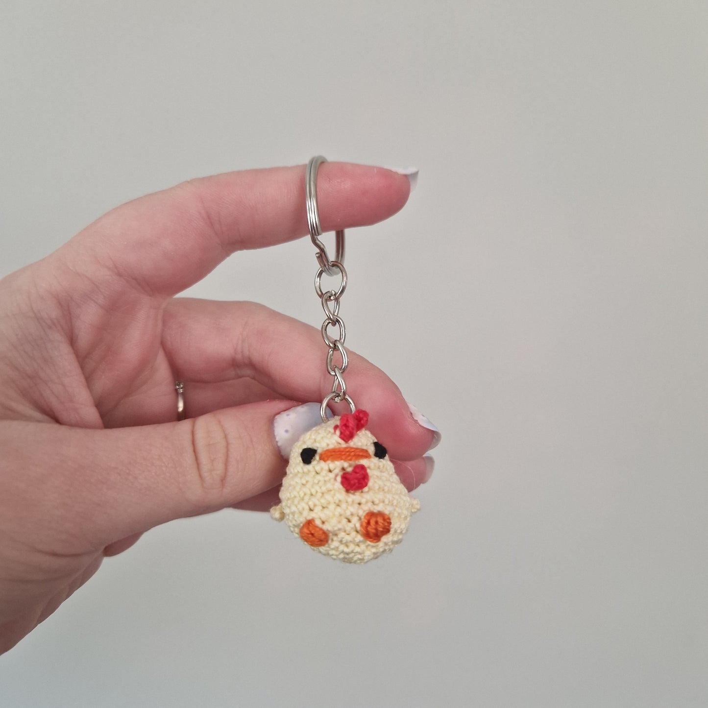 Chicken micro crochet keyring