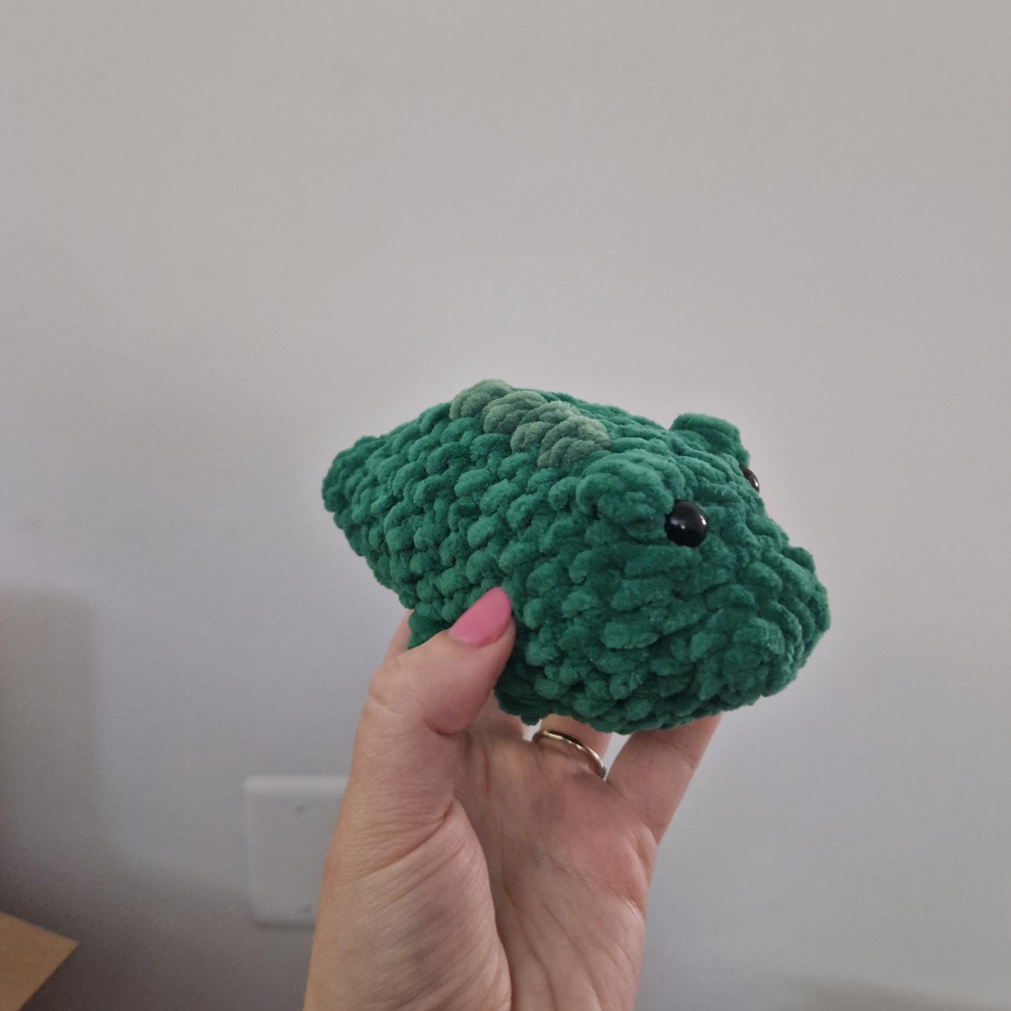 Dark green alligator / crocodile crochet plushie