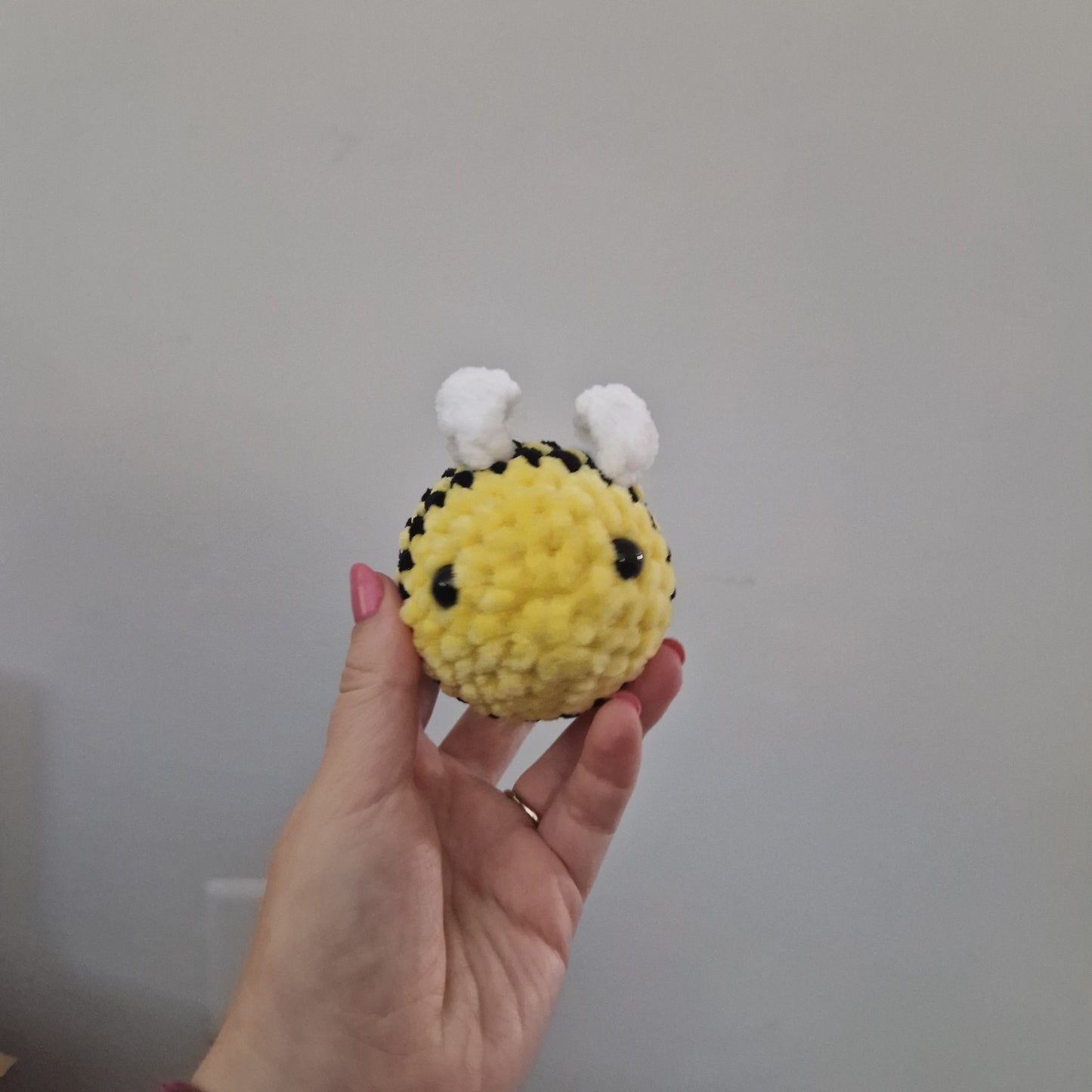 Light yellow bumble bee crochet plushie