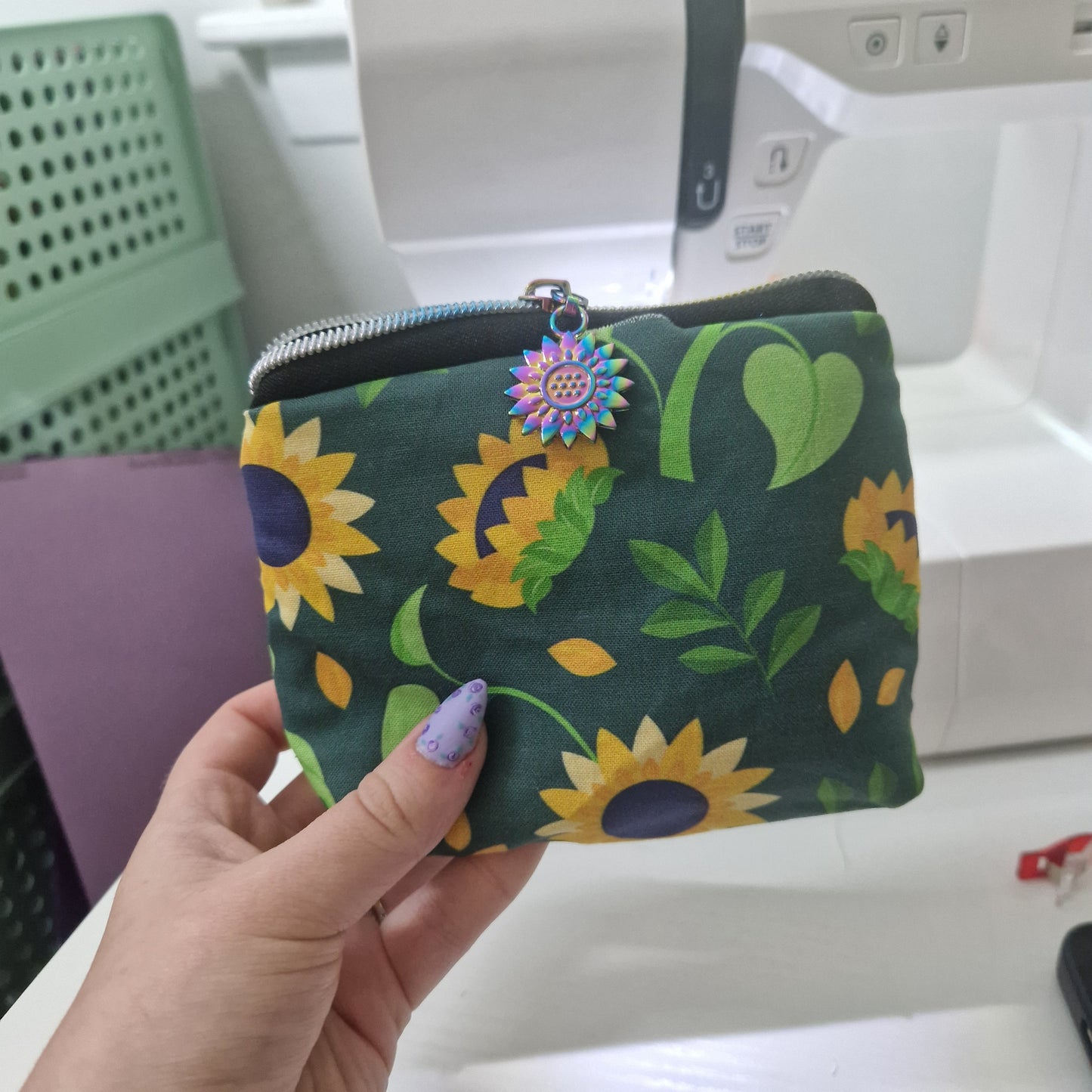 Green sunflower mini triangle shaped pouch cosmetic bag zipper pull