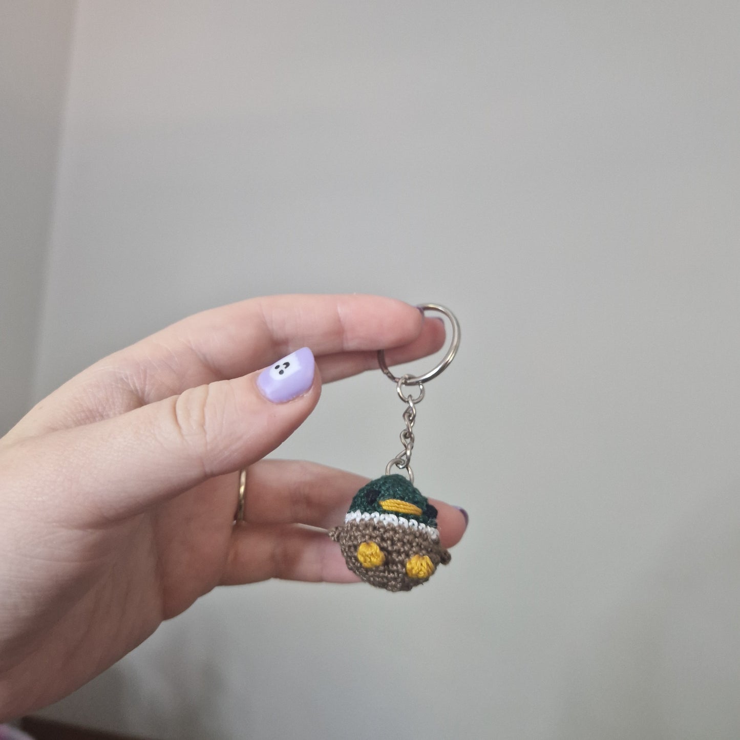 Dark green Mallard Duck lace yarn micro crochet keyring