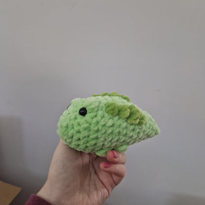 Light green alligator / crocodile crochet plushie