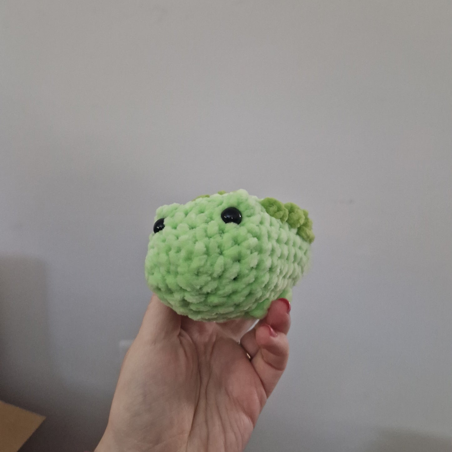 Light green alligator / crocodile crochet plushie