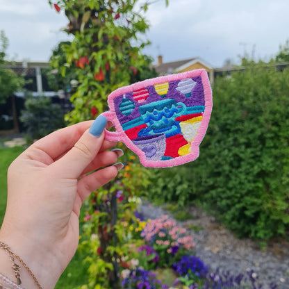 Teacups iron-on embroidered patch